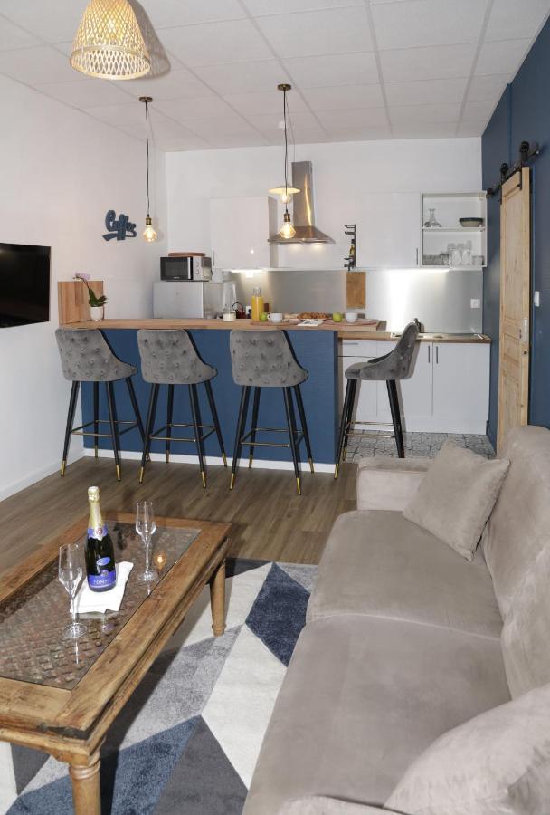 Suite Cosy Flat - Hyper-Centre Avec Sauna Privatif Senlis (Oise) Exterior foto