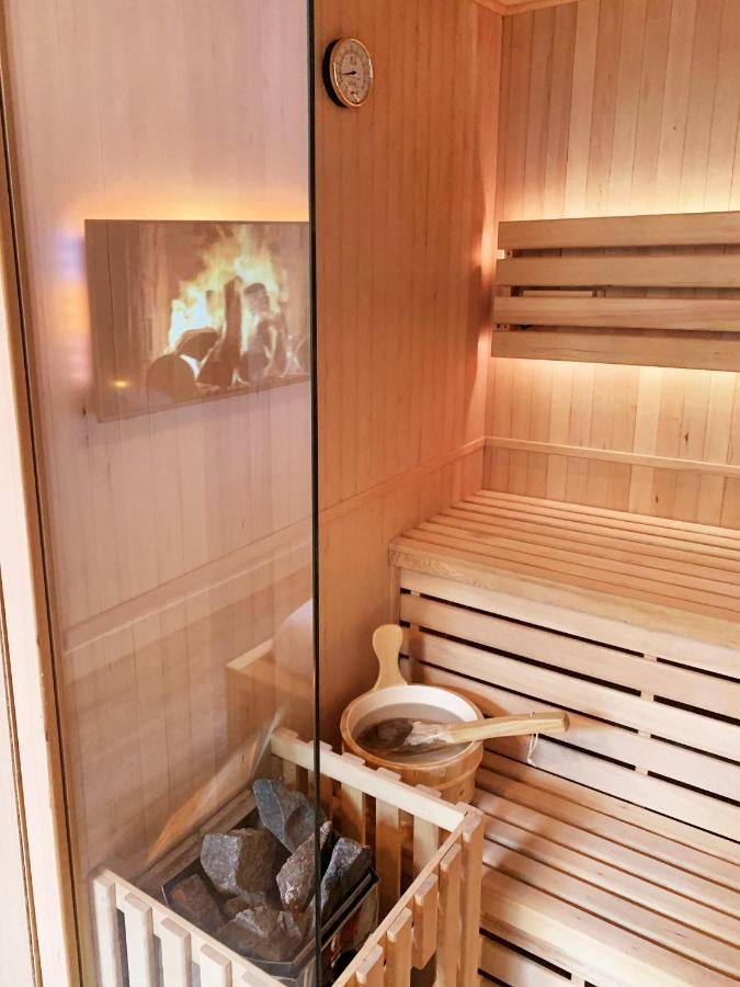 Suite Cosy Flat - Hyper-Centre Avec Sauna Privatif Senlis (Oise) Exterior foto