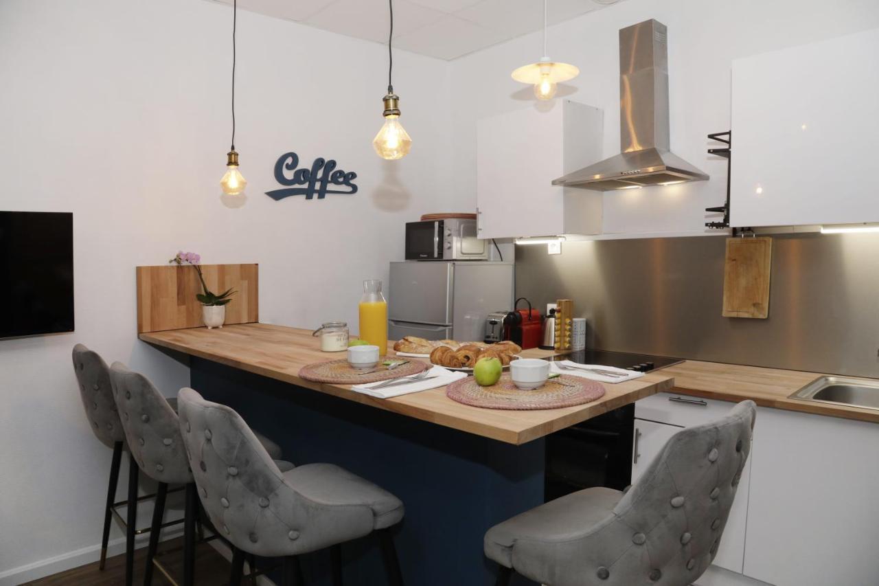 Suite Cosy Flat - Hyper-Centre Avec Sauna Privatif Senlis (Oise) Exterior foto